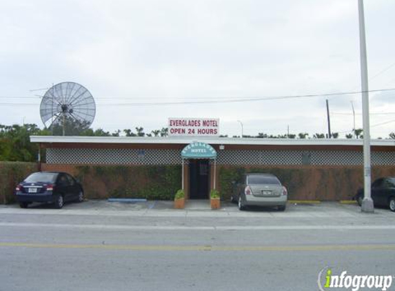 Everglades Motel - Hialeah, FL