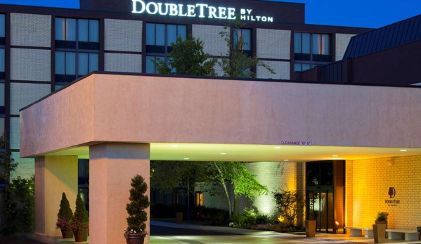 DoubleTree by Hilton Hotel Columbus - Worthington - Columbus, OH