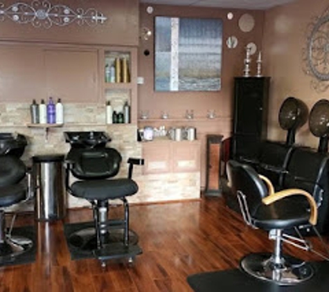 Timeless Salon - Davenport, FL