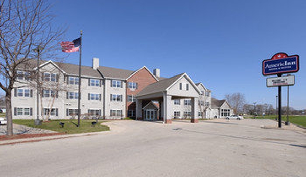 AmericInn - Fulton, IL