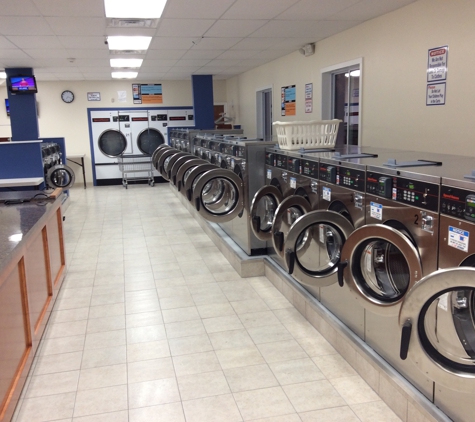 Howe St Laundromat - New Haven, CT