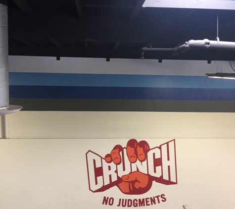 Crunch Gym - Northridge, CA