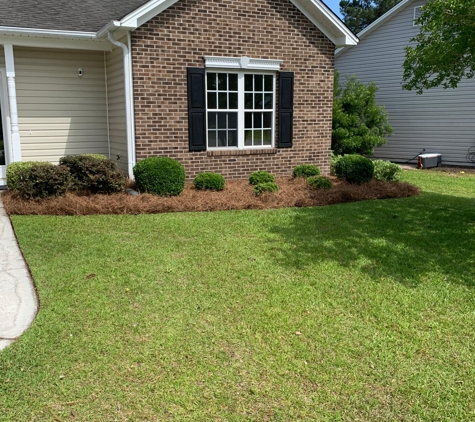 Green Waves Lawn Care - Leland, NC