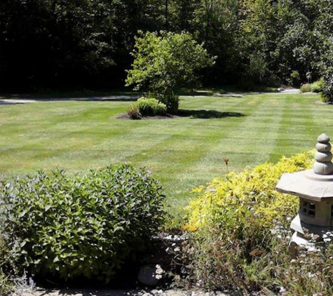 Signature Lawns & Landscaping, Inc. - Chardon, OH