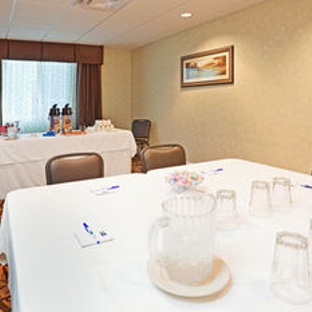 Holiday Inn Express & Suites Southern Pines-Pinehurst Area - Southern Pines, NC