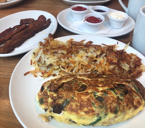 Wildberry Pancakes and Cafe - Chicago, IL