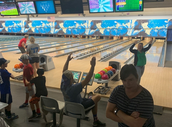 Lord Calvert Bowling Center - Huntingtown, MD