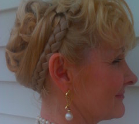 Clarkston Hair Design - Clarkston, MI