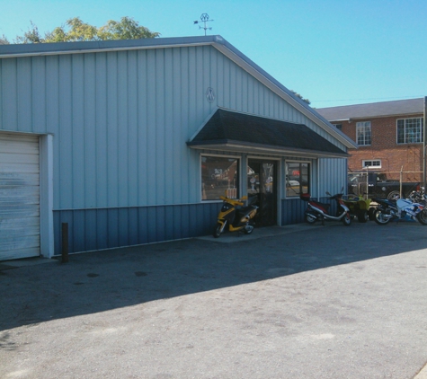 D & D Custom Cycles & Salvage - West Columbia, SC