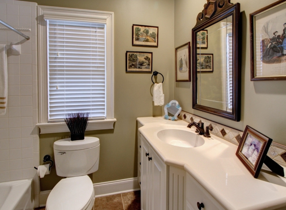 HousePro Bathroom Remodelers