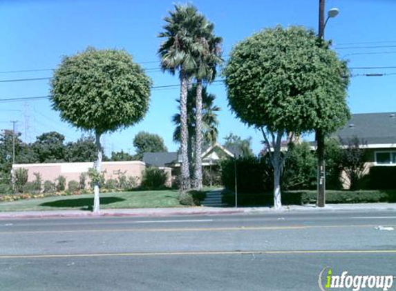 Glassell Garden Apartments - Orange, CA