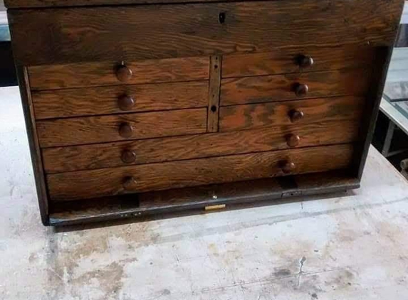 Dave's Antique Restoration and Furniture Repair - Franklin, TN