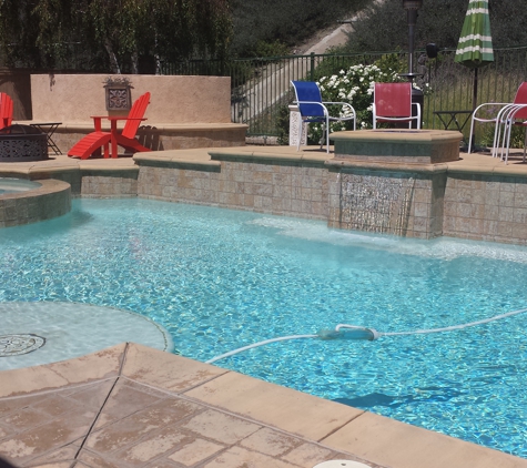 Ultraclean Pool & Spa Service - Valencia, CA