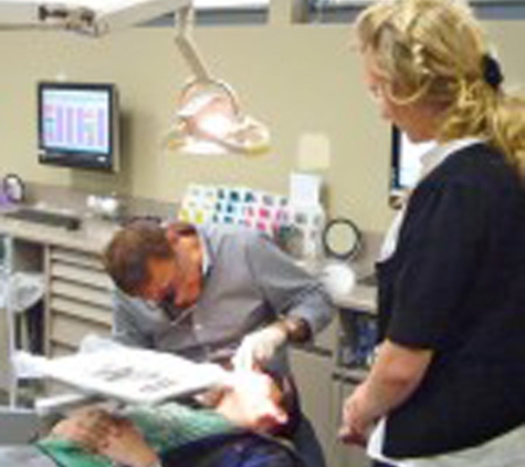 Melbourne Orthodontic Group - Mckinnon, VIC