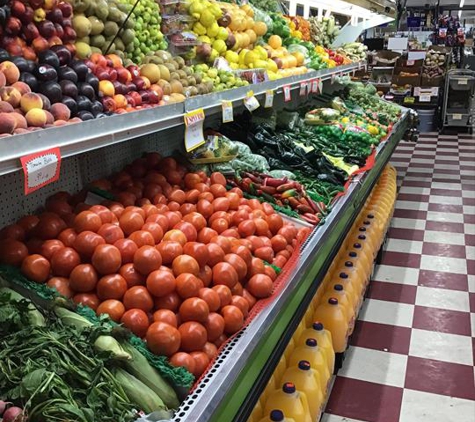 Carniceria y Licoreria El Torito - Cicero, IL