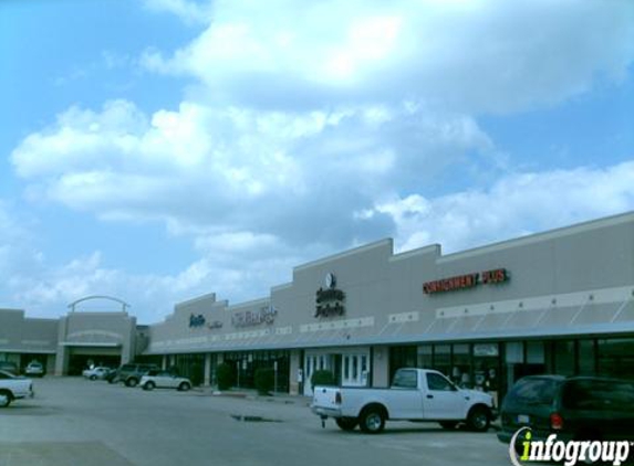 SKECHERS Warehouse Outlet - Houston, TX