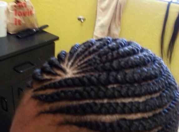 CAMARA AFRICAN HAIR BRAIDING - Phoenix, AZ