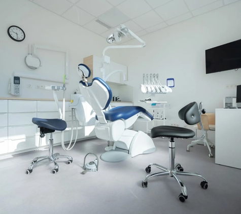 Baybreeze Dental Care - Cleveland, QLD