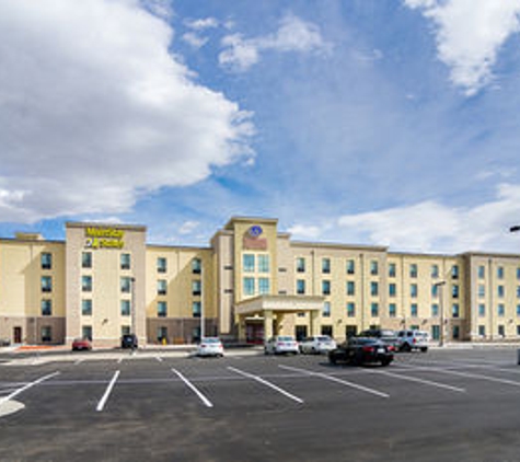 Comfort Suites Near Denver Downtown - Denver, CO