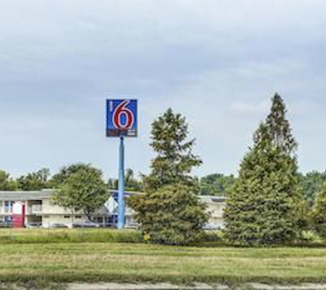 Motel 6 - Port Allen, LA