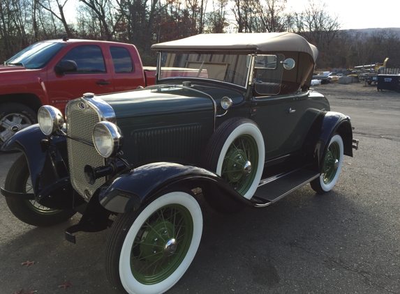 Baileys auto restoration - bristol, CT