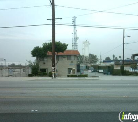 Santa Fe Self Storage - Santa Fe Springs, CA