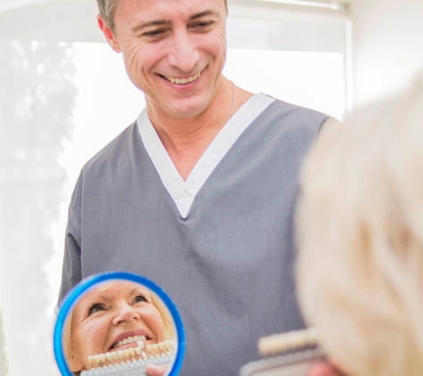 Gold Coast Dental and Denture Centre - Southport, QLD