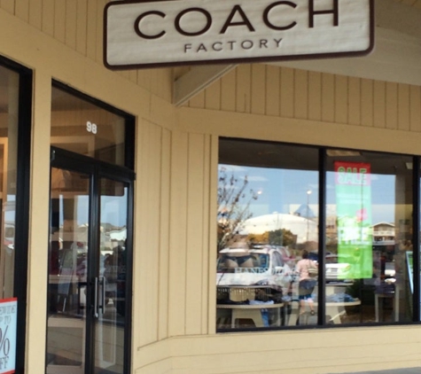 Coach Factory Outlet - Nags Head, NC