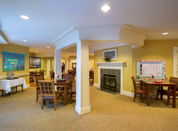 Benchmark Senior Living at Putnam Farm - Danvers, MA