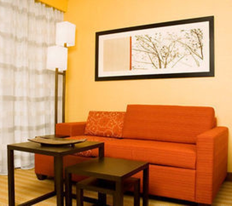 Courtyard by Marriott - Clarksville, TN