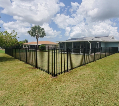 Family Fence Company of Florida - Bradenton, FL