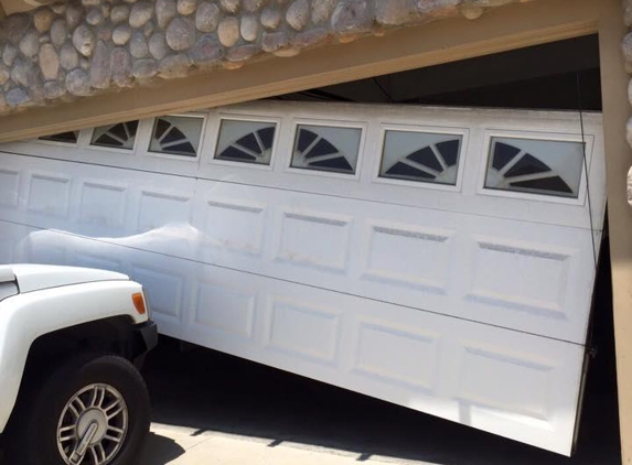 24/7 Riverside Garage Door Service - Corona, CA