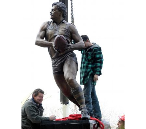Louis Laumen-Sculptor - Yarraville, VIC