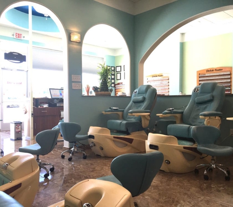 Bollinger Nails & Spa - San Antonio, TX