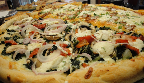 Plum Tomatoes Pizzeria & Restaurant - Mineola, NY