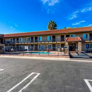 Econo Lodge - Escondido, CA