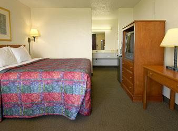 Days Inn Hillsboro TX - Hillsboro, TX