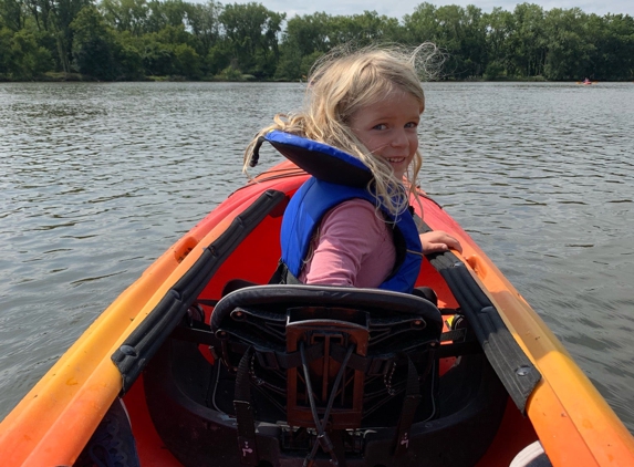 Chicago River Canoe & Kayak - Winnetka, IL