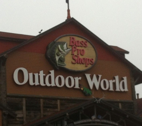 Bass Pro Shops - Harrisburg, PA