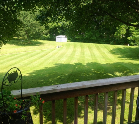 Blue Line Lawn Care - Bloomington, IN