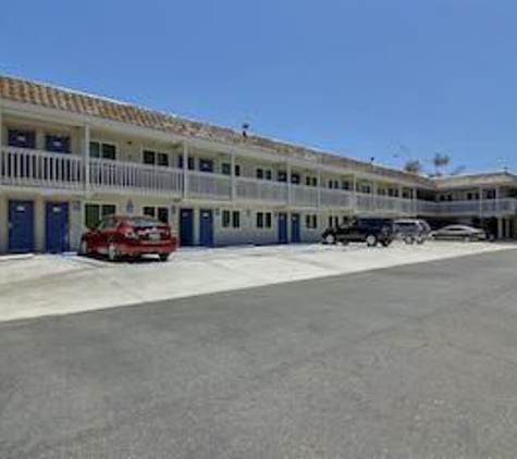 Motel 6 - Carpinteria, CA