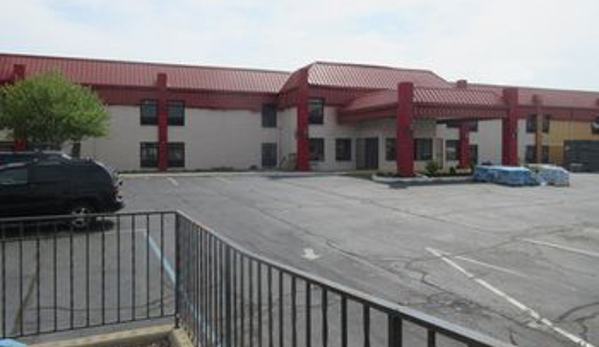 Quality Inn & Suites University Area - Muncie, IN