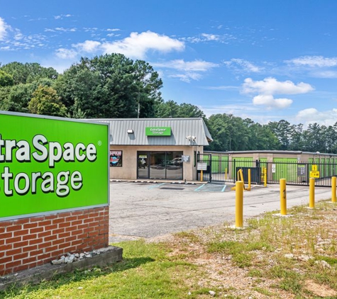 Extra Space Storage - College Park, GA