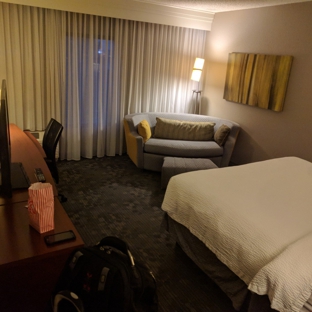 Courtyard by Marriott - Metairie, LA