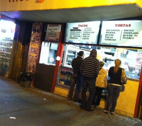 Tacos Veloz - Jackson Heights, NY