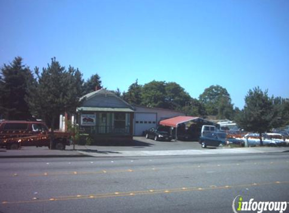 Helping Hands Automotive - Kent, WA