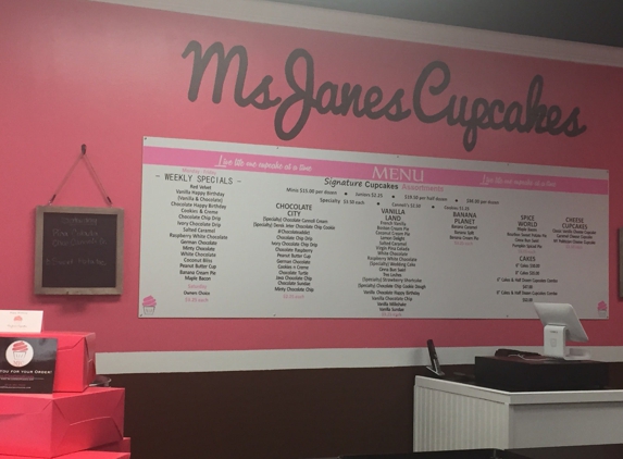 Ms Janes Cupcakes - Tampa, FL