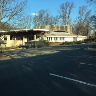 Temple Rodef Shalom - Falls Church, VA