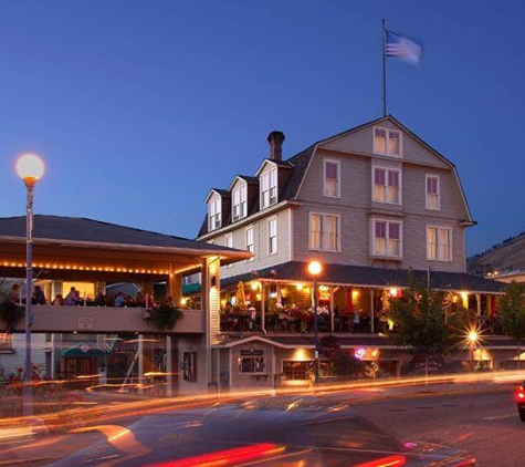 Campbell's Pub & Veranda - Chelan, WA