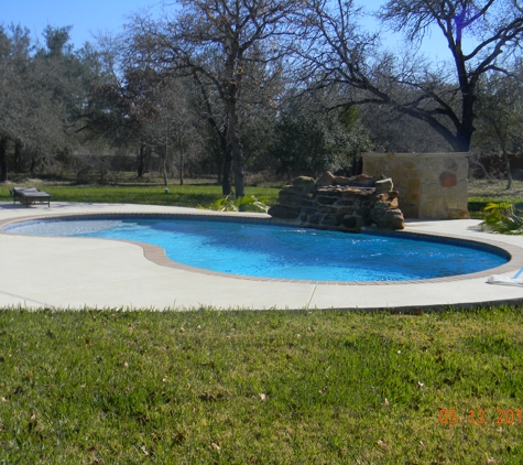 COWBOY MASONRY &CUSTOM POOLS - La Vernia, TX